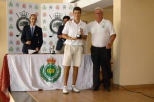 zak-karkaletsos-con_la-copa